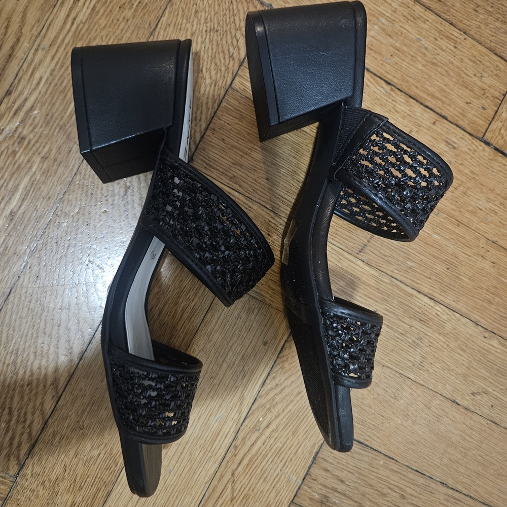 Anne Klein Black Textured Women's Sandals - Picture 7 of 14